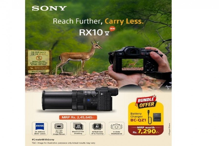 Sony launched the 'RX10 V' super-zoom camera.