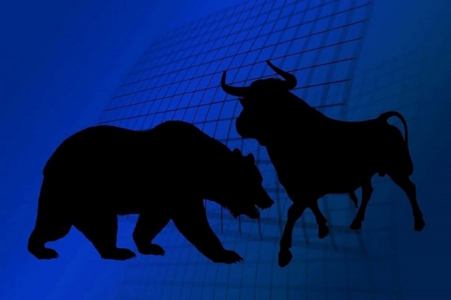 Sensex, Nifty close flat in volatile session today