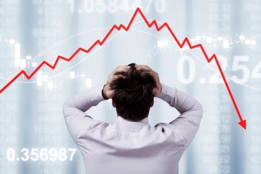 Markets falls for 3rd day : Sensex dips 303 pts; Nifty ends below 16,050