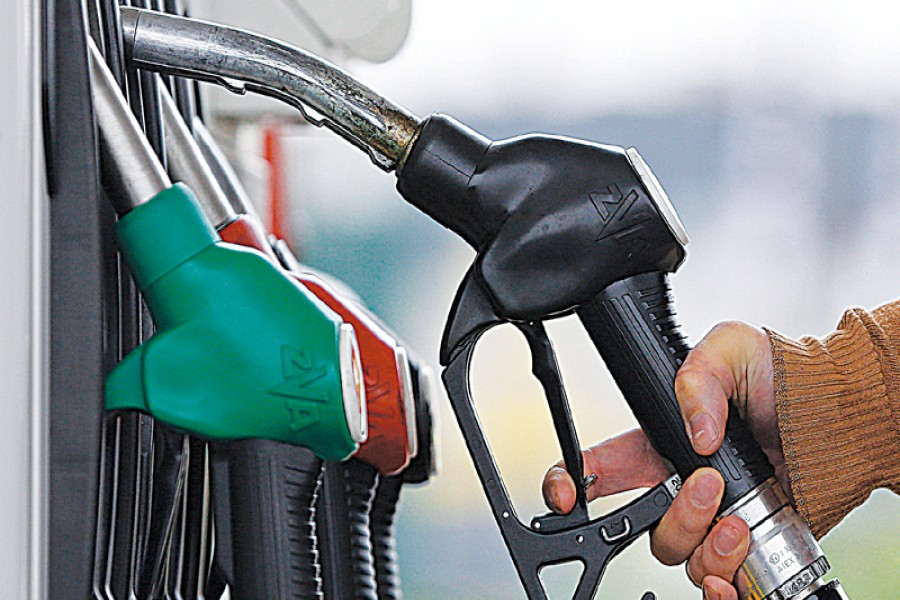 Pakistan follows Sri Lanka: Rise in fuel prices