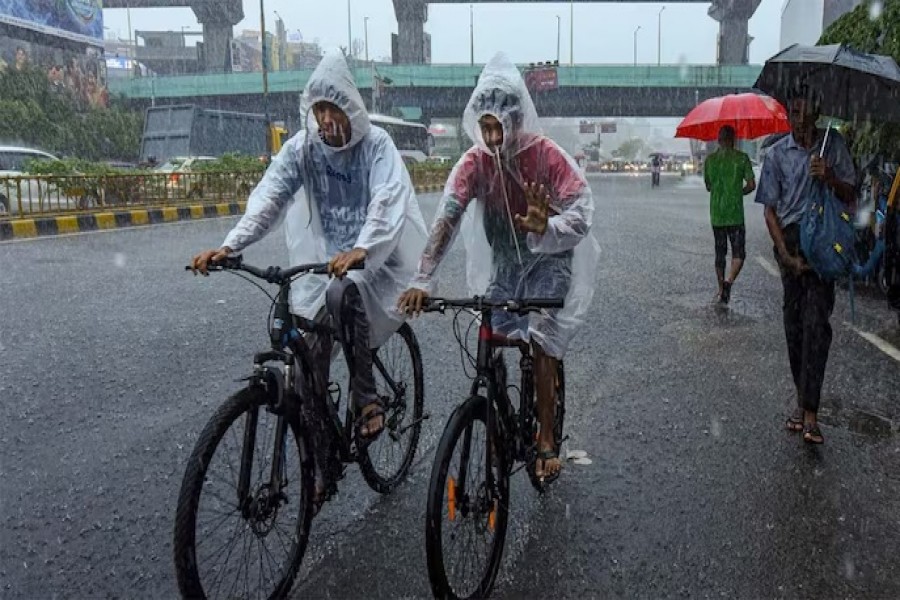 Heavy rain in Kerala today; Orange alert in four districts.