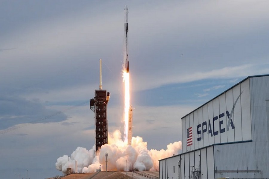 Ban on space launches by SpaceX.